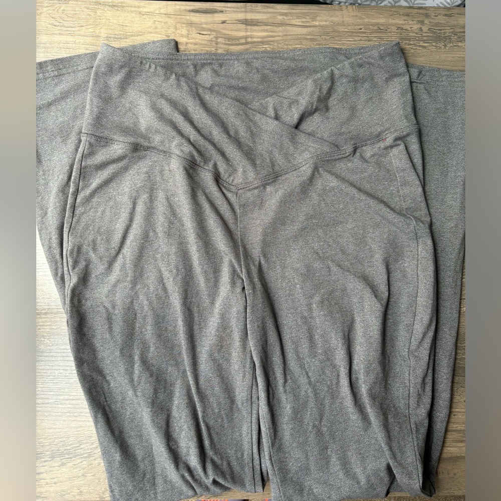SO Gray Leggings - Picture 8 of 9